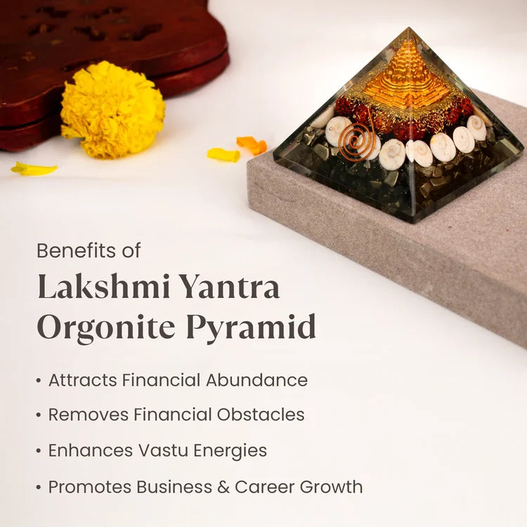 Laxmi Pyramid with Shri Yantra and Gomti Chakra
